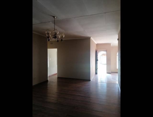 4 BEDROOM HOUSE FOR SALE IN BRAKPAN NORTH